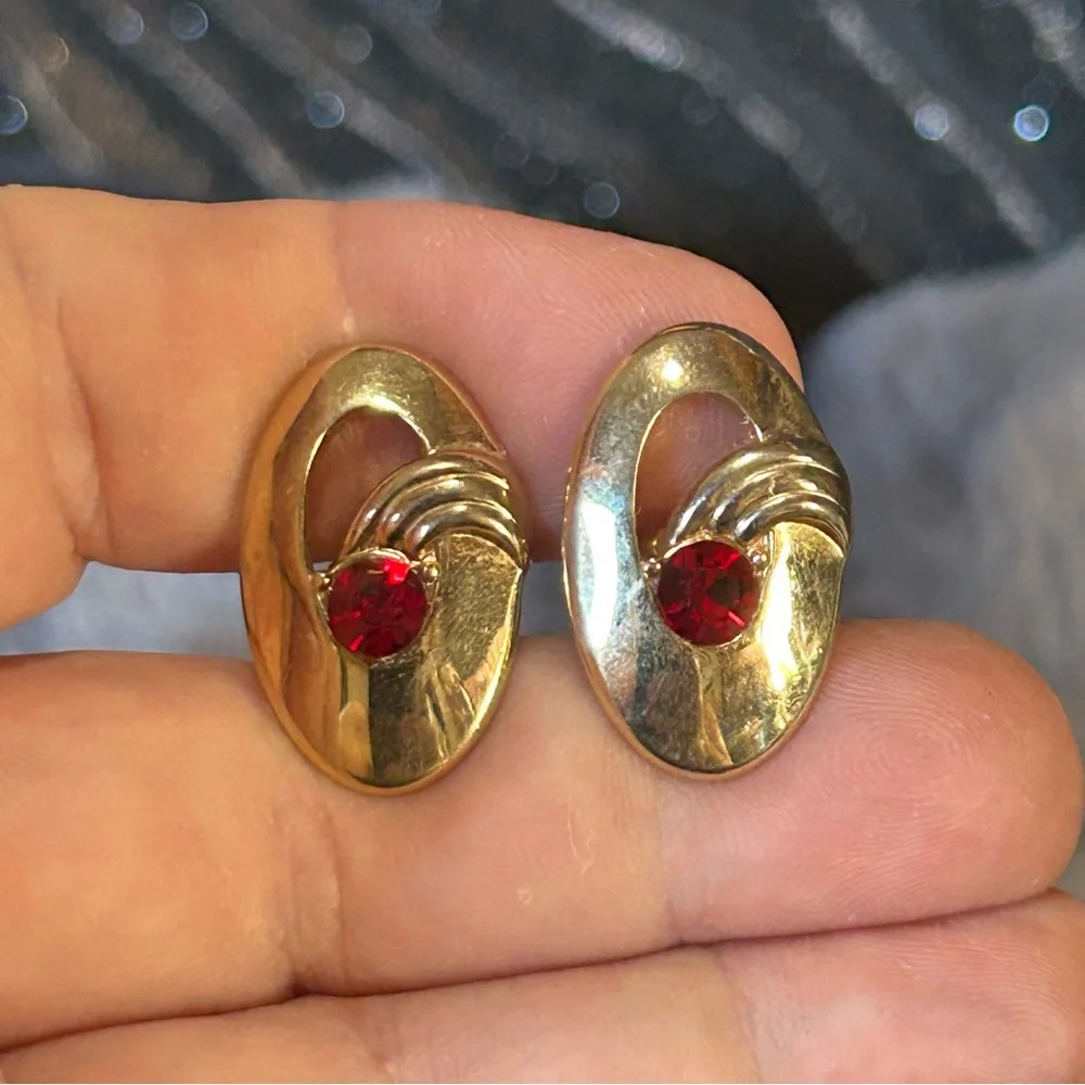 Men’s Vintage Swank gold plated red glass stone accent cuff links